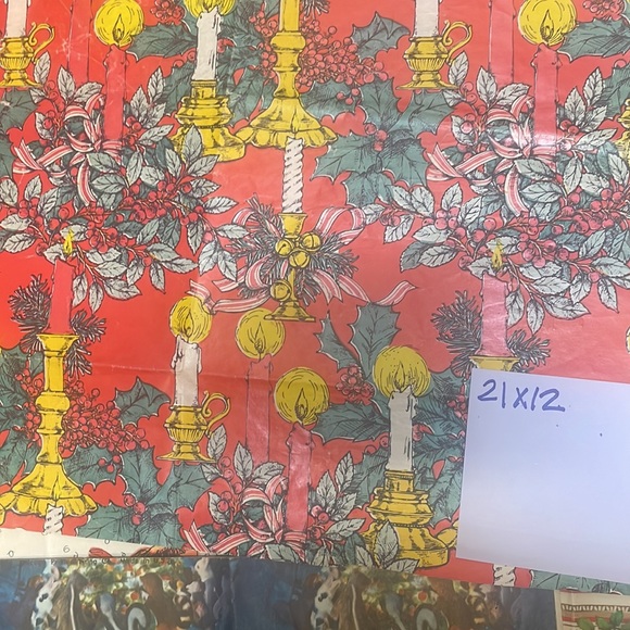 Pieces of vintage wrapping paper pieces of wrapping paper - Picture 10 of 11